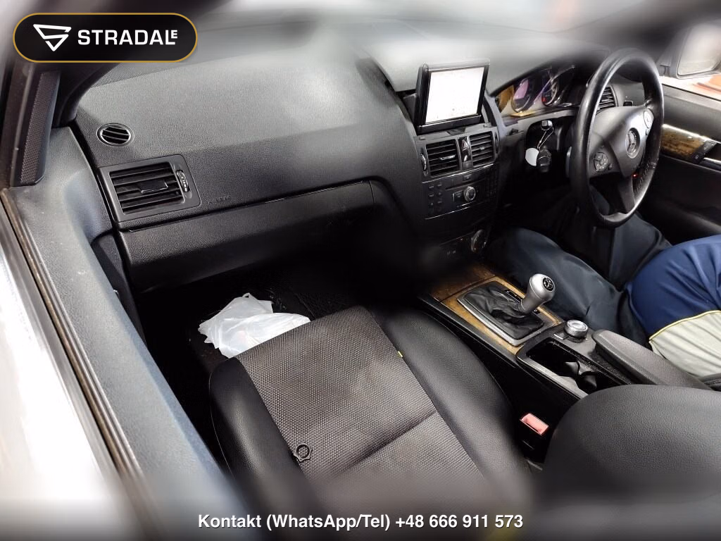 MERCEDES BENZ C-CLASS STATIONWAGON C200 KOMPRESSOR STATIONWAGON AVANTGARDE, miniaturka 4