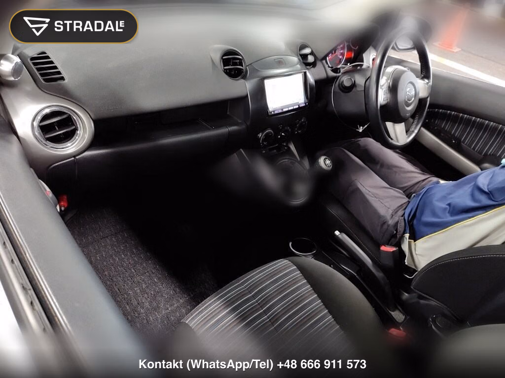 MAZDA DEMIO 5D 13C, miniaturka 4