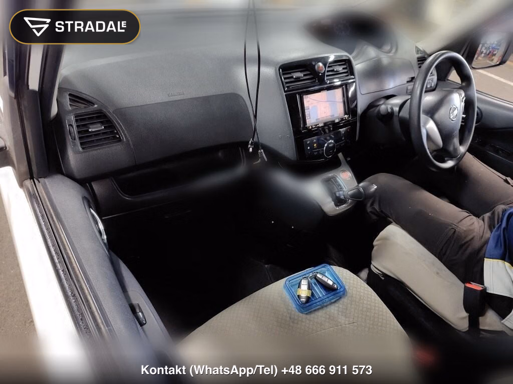 NISSAN SERENA 5D 20S, miniaturka 4