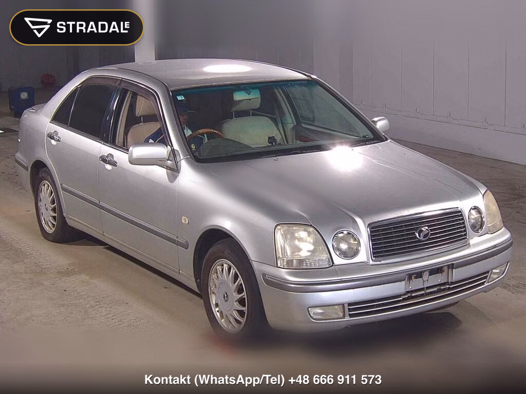 TOYOTA PROGRES NC250 WALNUT PACKAGE 2000, aukcja z Japonii, zdjęcie 1