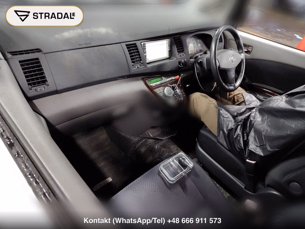 TOYOTA ISIS PLATANA G EDITION, miniaturka 4