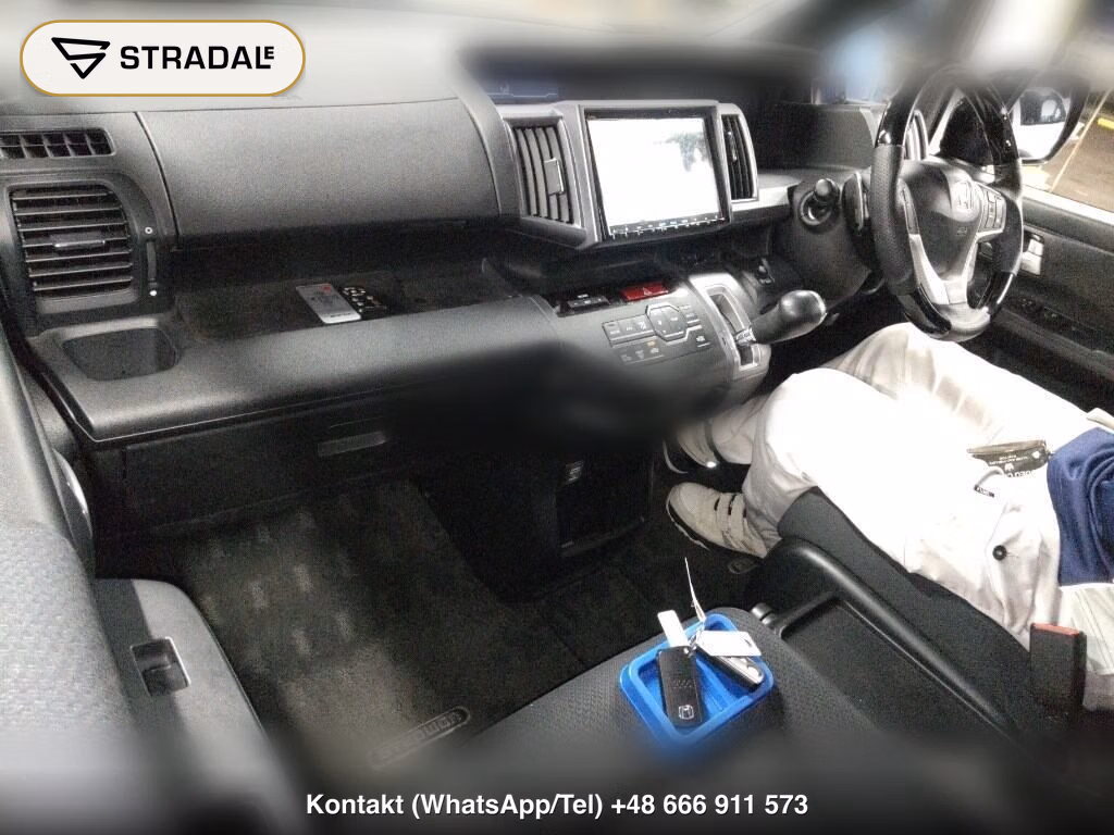 HONDA STEPWAGON SPADA Z, miniaturka 4