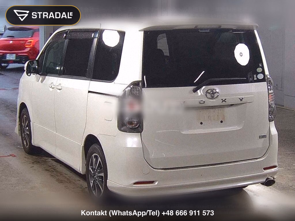 TOYOTA VOXY ZS, miniaturka 3