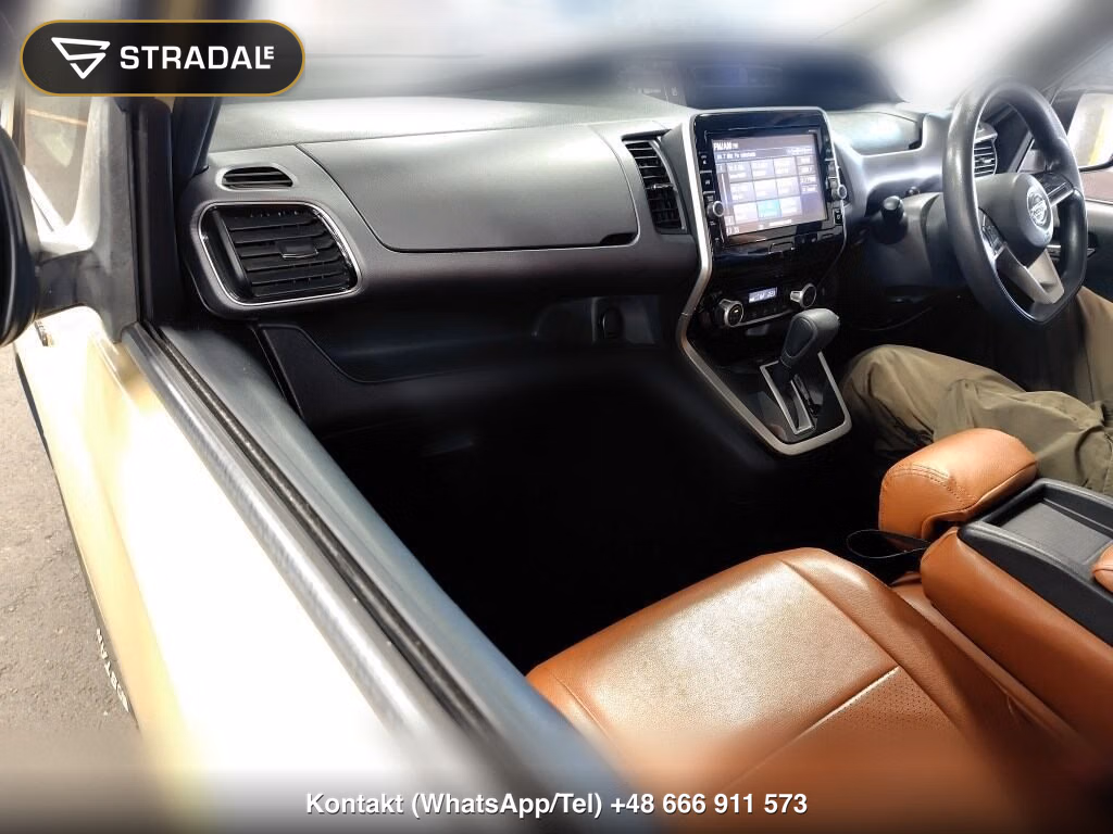NISSAN SERENA 5D 4WD B, miniaturka 4