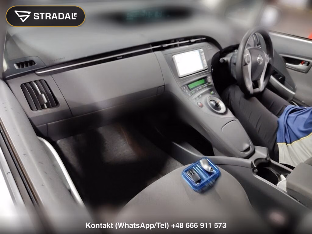 TOYOTA PRIUS 5D S, miniaturka 4