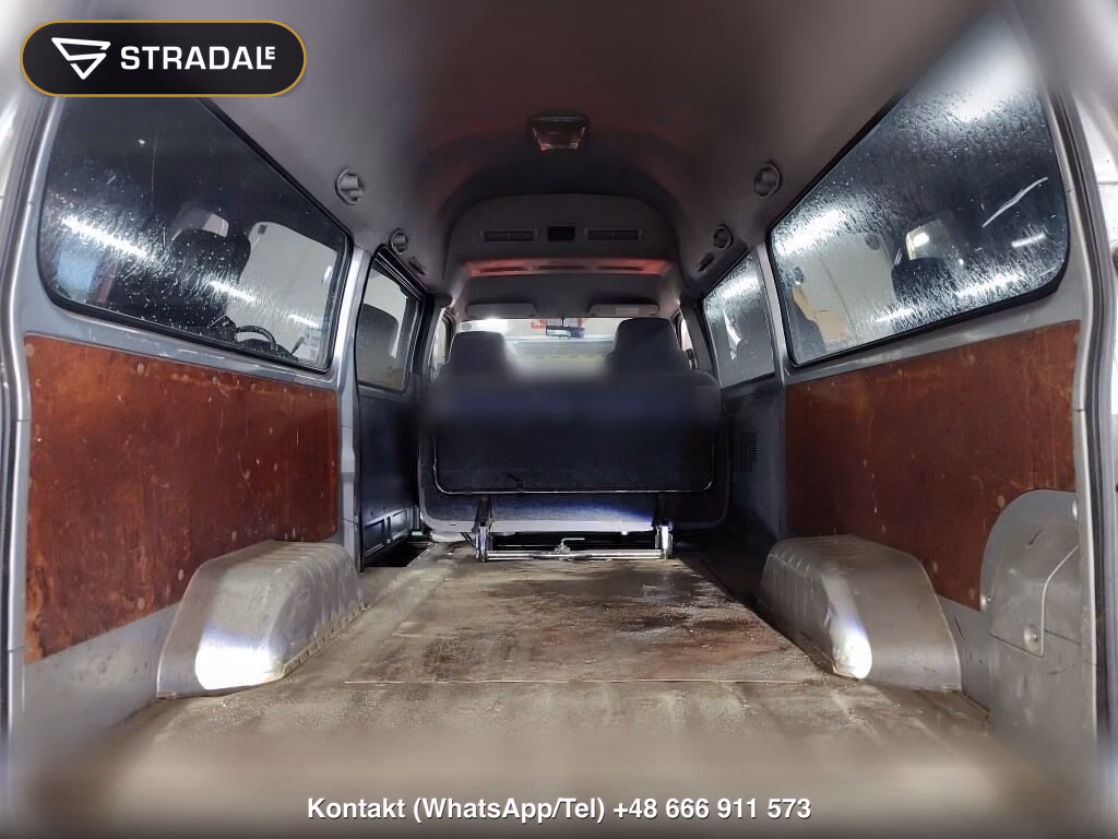 NISSAN CARAVAN 4D, miniaturka 4