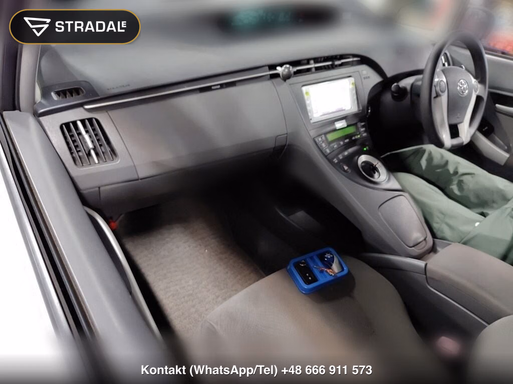 TOYOTA PRIUS 5D S, miniaturka 4