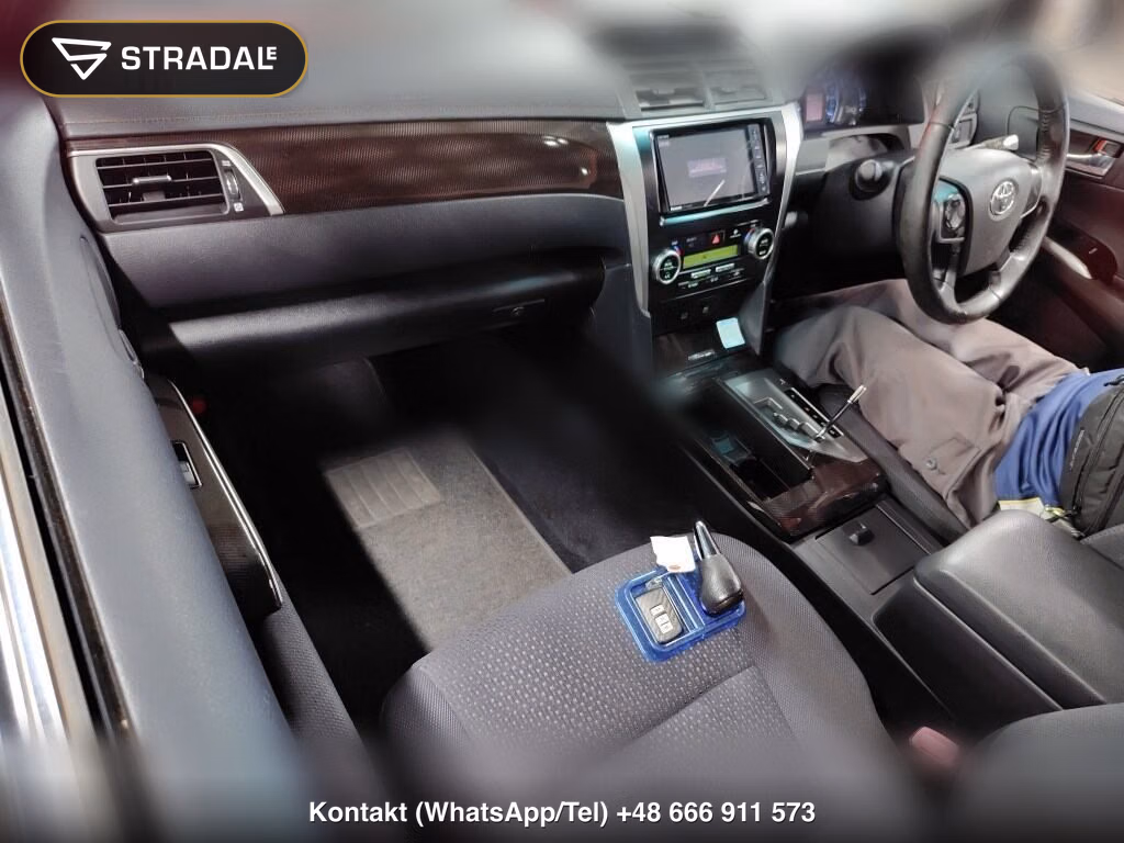 TOYOTA CAMRY 4D HYBRID G PACKAGE, miniaturka 4