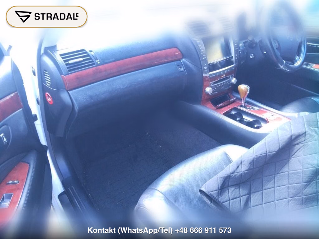 LEXUS LS 4WD LS600H I PACKAGE, miniaturka 4