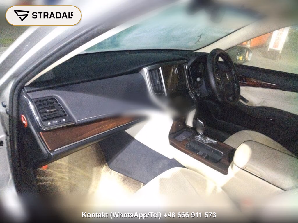 TOYOTA CROWN HYBRID ROYAL SALOON, miniaturka 4