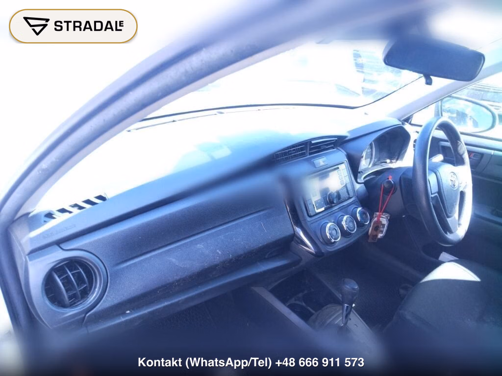 TOYOTA COROLLA AXIO EX, miniaturka 4