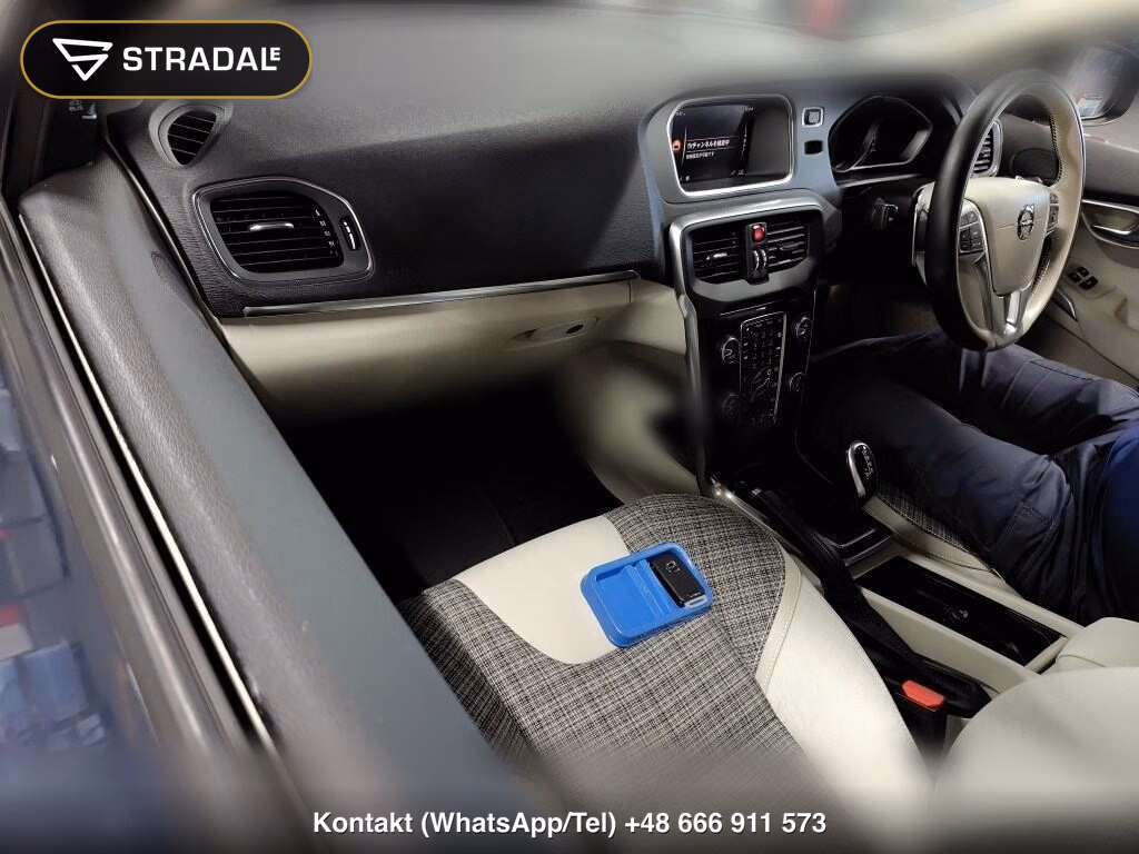 VOLVO V40 D4 MOMENTUM, miniaturka 4