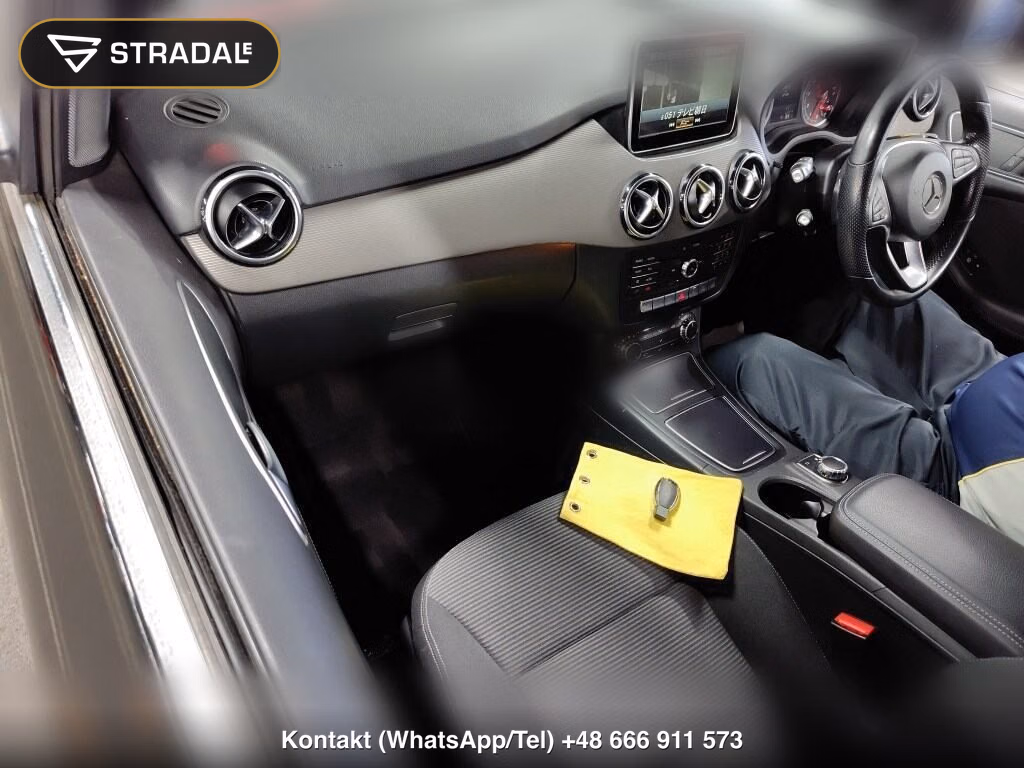 MERCEDES BENZ B-CLASS B180, miniaturka 4