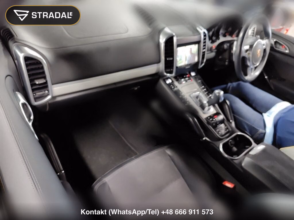 PORSCHE CAYENNE 4WD GTS, miniaturka 4