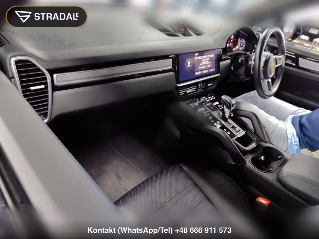 PORSCHE CAYENNE COUPE 4WD PLATINUM EDITION, miniaturka 4