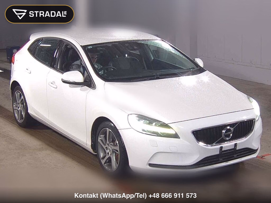 VOLVO V40 T3 MOMENTUM 2017, aukcja z Japonii, zdjęcie 1