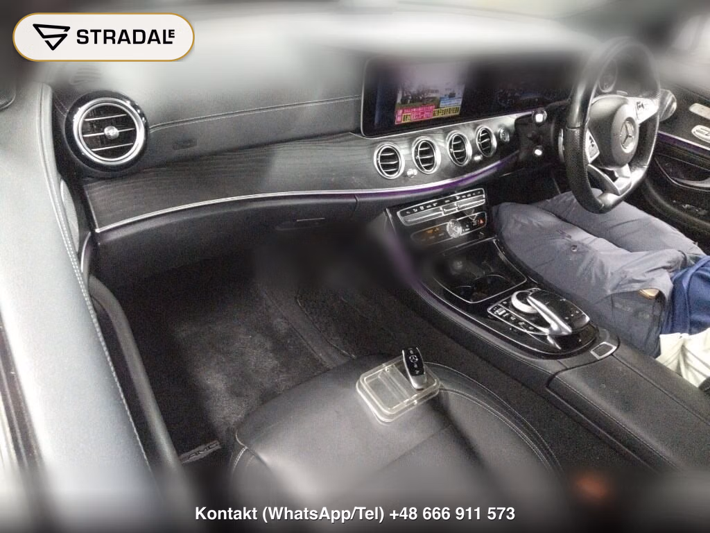 MERCEDES BENZ E-CLASS 4D E220D AVANTGARDE SPORTS, miniaturka 4