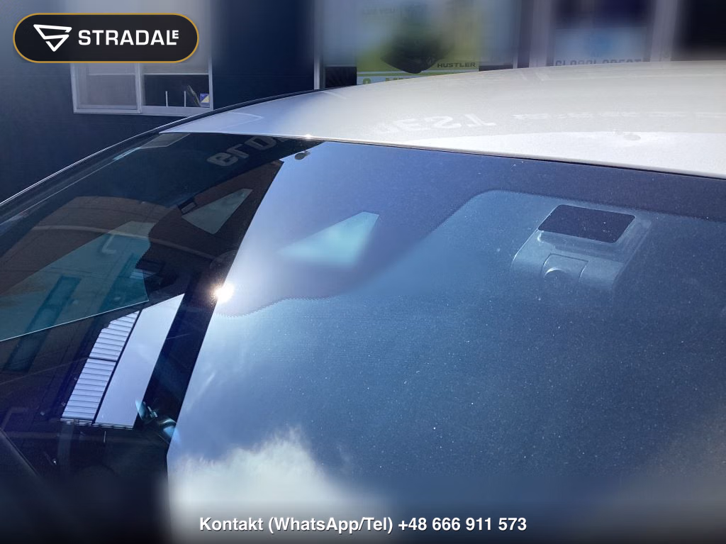 MERCEDES BENZ A-CLASS A200D AMG LINE, miniaturka 11