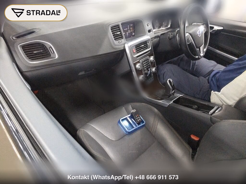 VOLVO V60 4WD CROSS COUNTRY T5 AWD SE, miniaturka 4