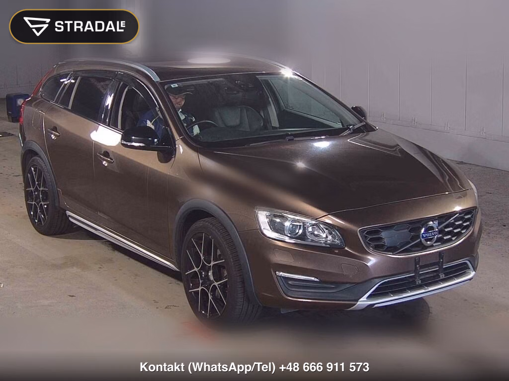 VOLVO V60 4WD CROSS COUNTRY T5 AWD SE 2017, aukcja z Japonii, zdjęcie 1