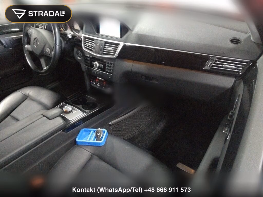 MERCEDES BENZ E-CLASS 4D E350 AVANTGARDE, miniaturka 4