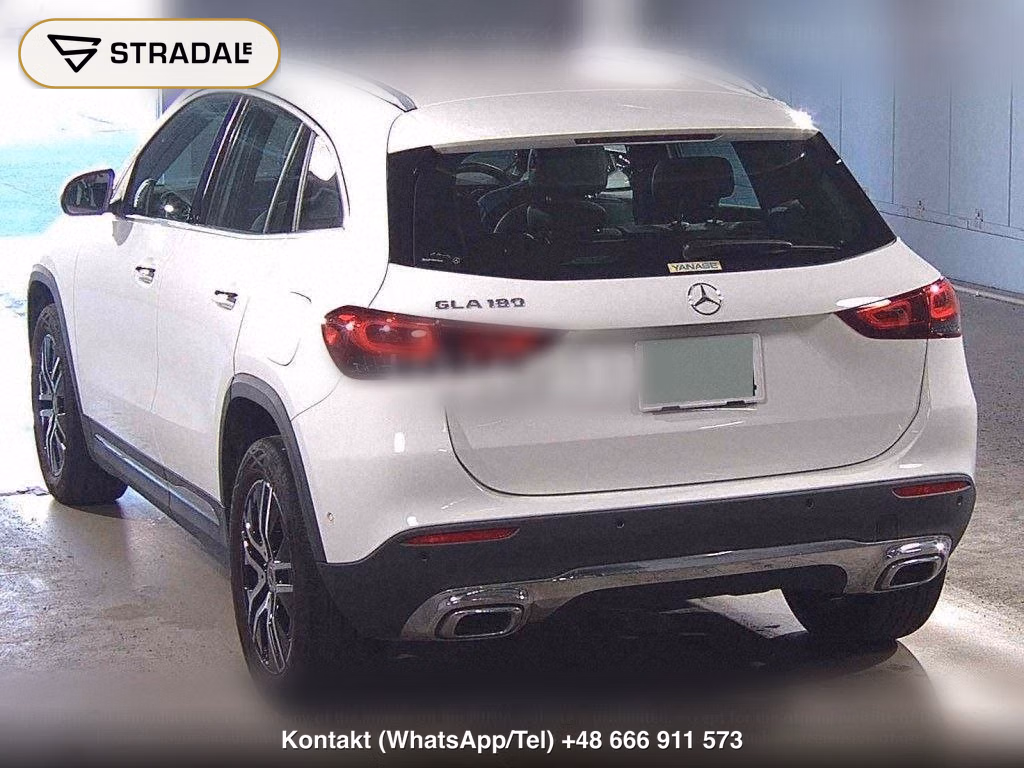 MERCEDES BENZ GLA-CLASS GLA180, miniaturka 3