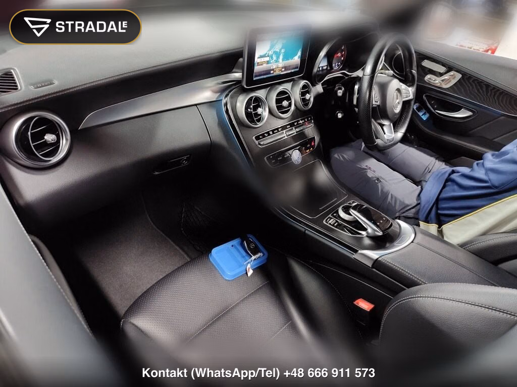 MERCEDES BENZ C-CLASS 4D C180 AVANTGARDE AMG LINE, miniaturka 4