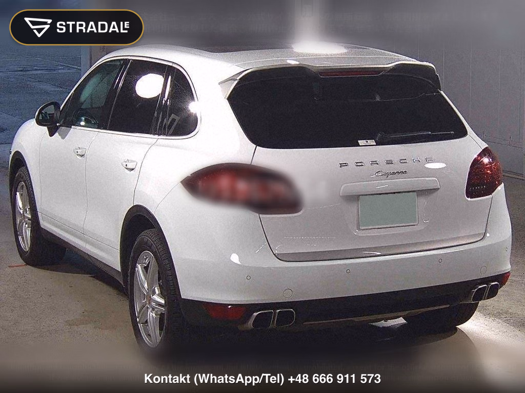 PORSCHE CAYENNE 4WD PLATINUM EDITION, miniaturka 3