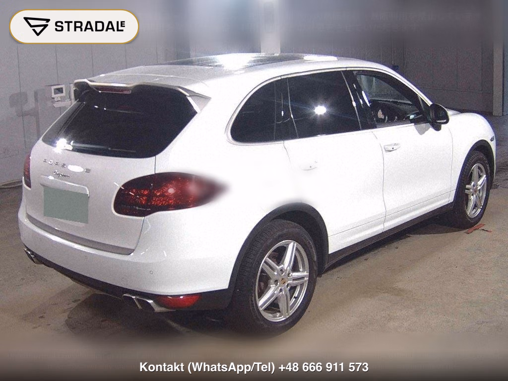 PORSCHE CAYENNE 4WD PLATINUM EDITION, miniaturka 6
