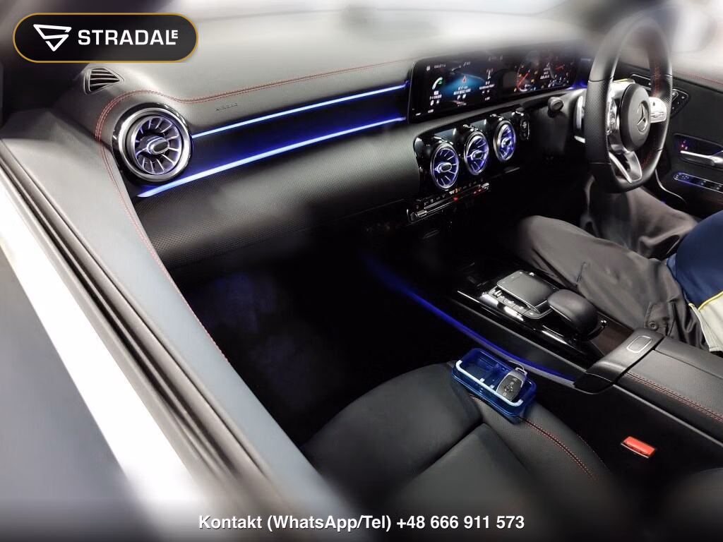 MERCEDES BENZ CLA-CLASS CLA200D AMG LINE, miniaturka 4