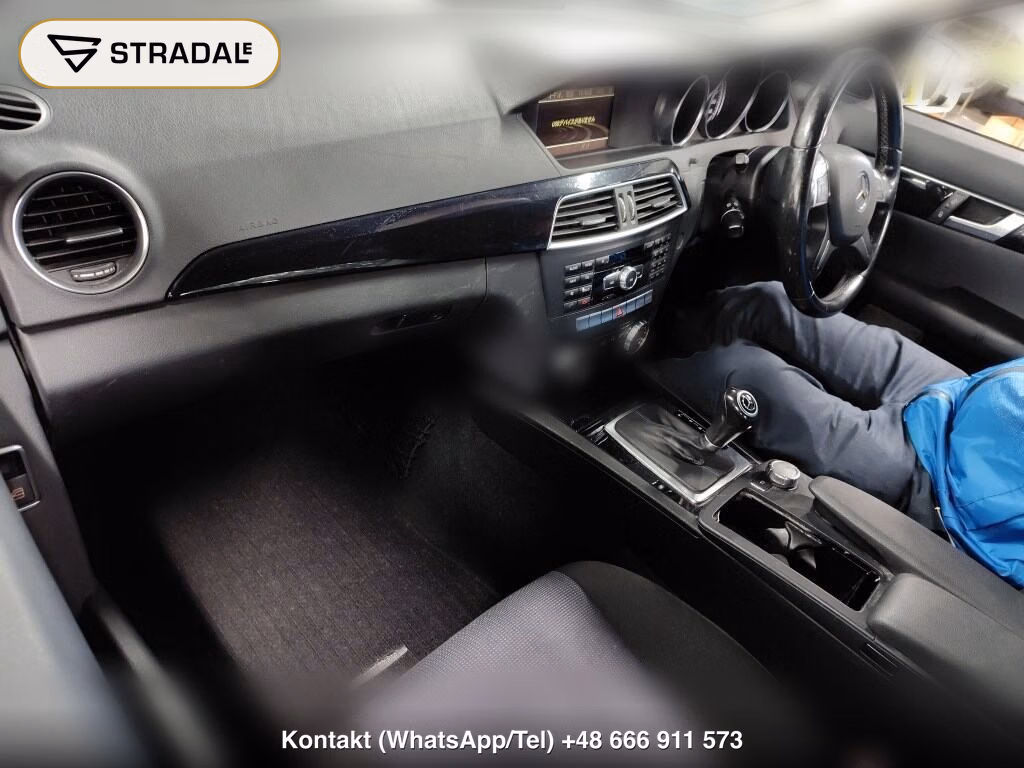 MERCEDES BENZ C-CLASS 4D C200 BLUEEFFICIENCY, miniaturka 4