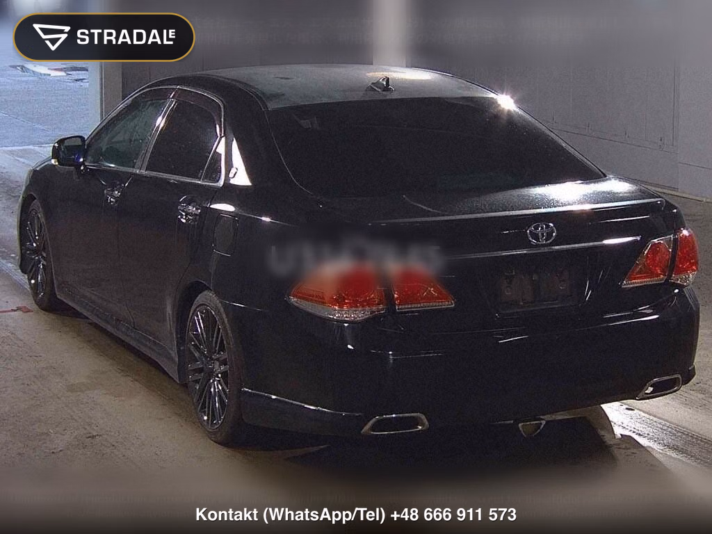 TOYOTA CROWN 4D, miniaturka 3