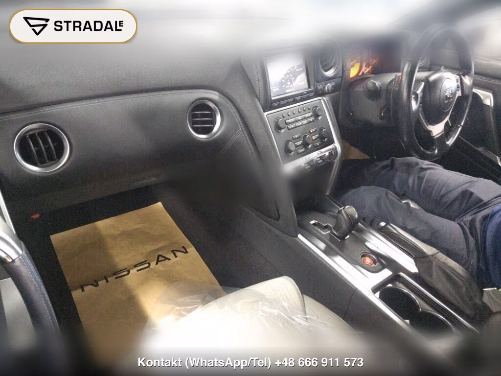 NISSAN GT-R 4WD PREMIUM EDITION, miniaturka 4