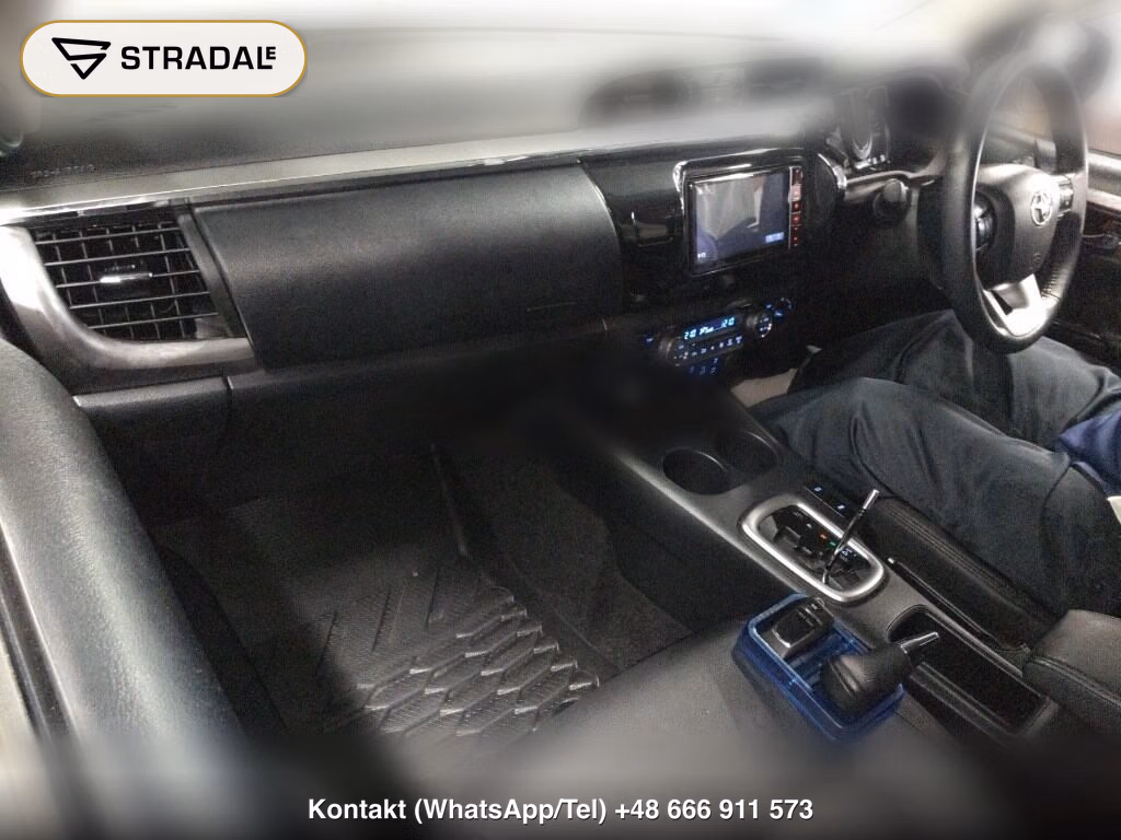 TOYOTA HILUX 4D 4WD Z, miniaturka 7