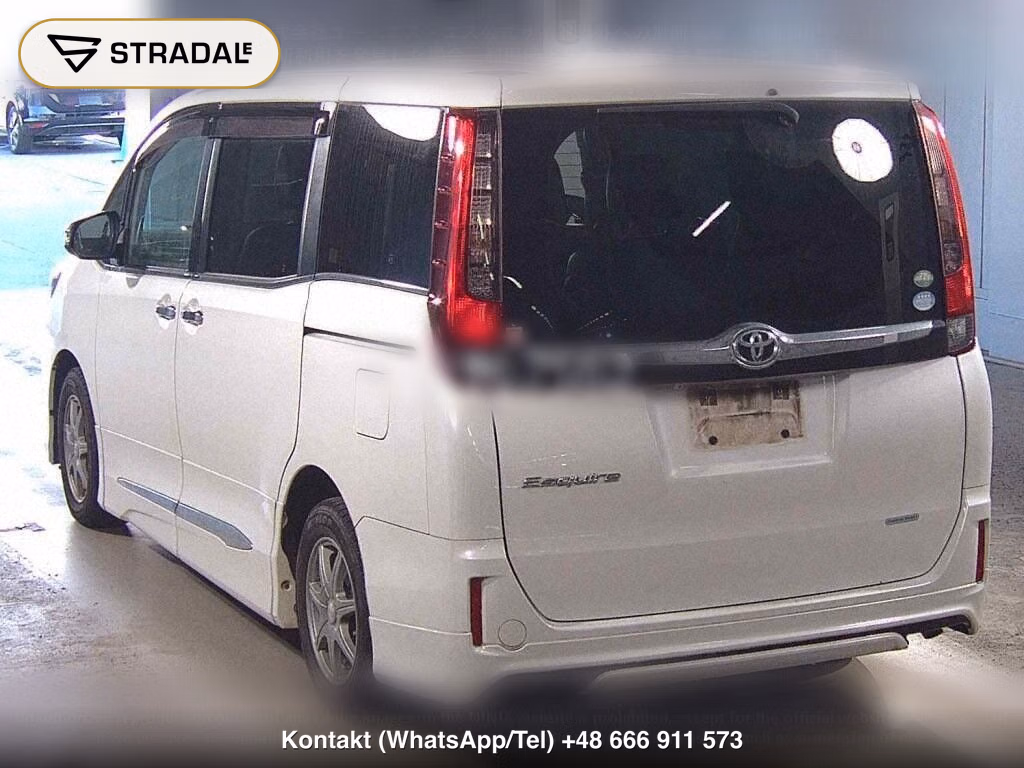 TOYOTA ESQUIRE GI, miniaturka 3