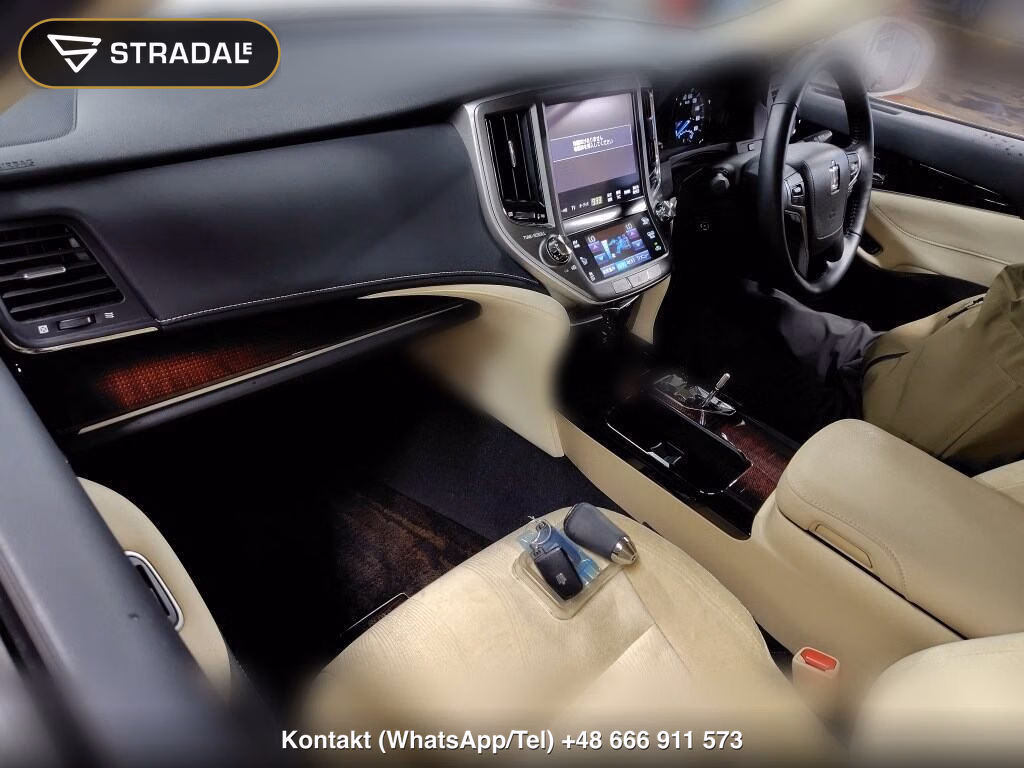 TOYOTA CROWN HYBRID ROYAL SALOON, miniaturka 4