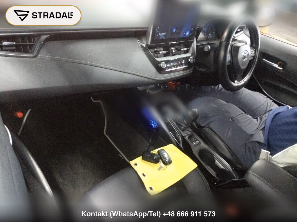 TOYOTA COROLLA TOURING 4WD HYBRID WXB, miniaturka 4
