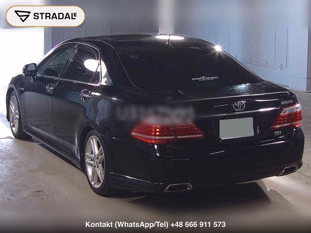 TOYOTA CROWN HYBRID, miniaturka 3