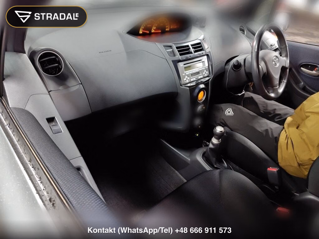 TOYOTA VITZ 5D RS, miniaturka 4