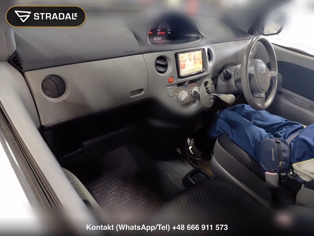 TOYOTA SIENTA X LIMITED, miniaturka 4