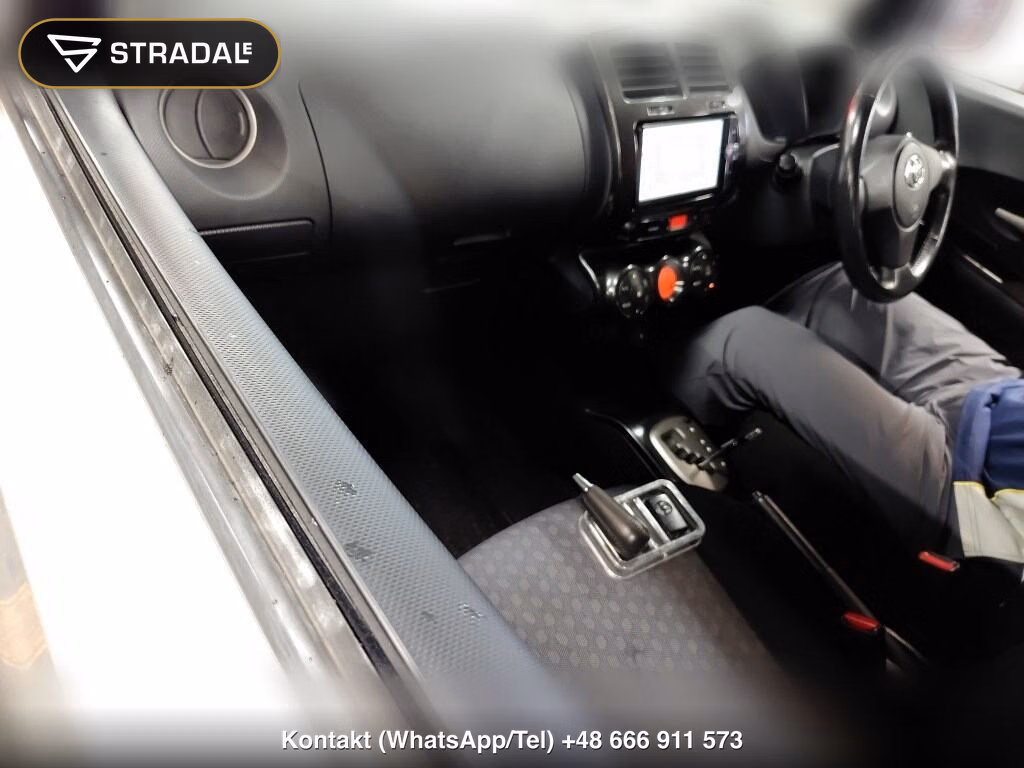 TOYOTA IST 4WD 150G, miniaturka 4