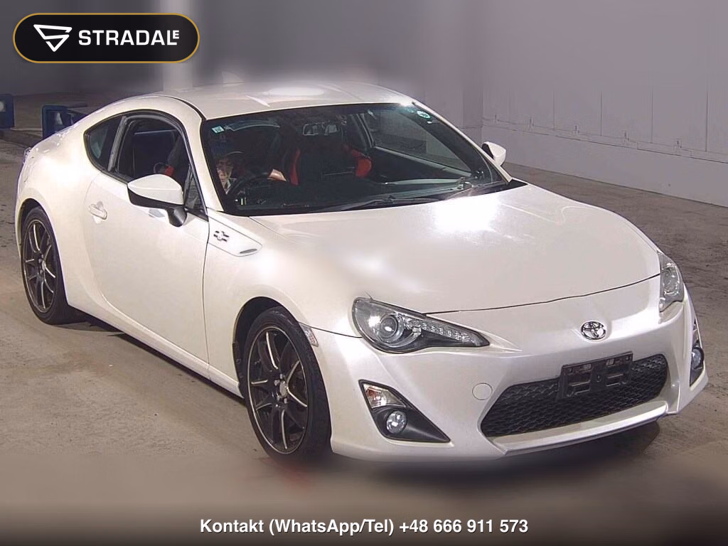 TOYOTA 86 GT 2013, aukcja z Japonii, zdjęcie 1