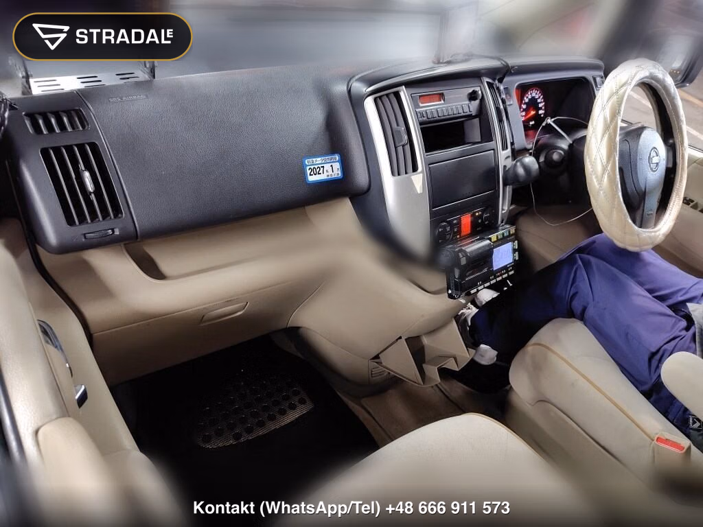 NISSAN SERENA 5D OTHERS, miniaturka 7