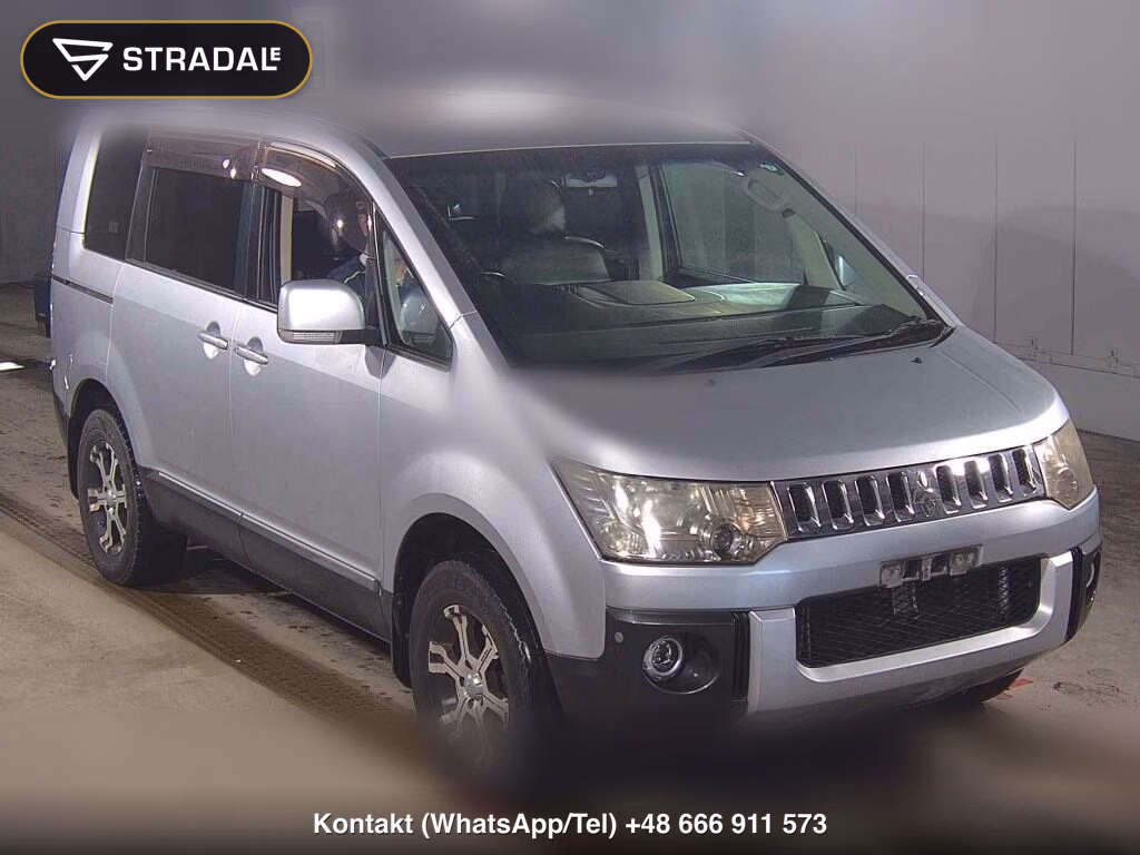 MITSUBISHI DELICA D:5 4WD G POWER PACKAGE 2011, aukcja z Japonii, zdjęcie 1