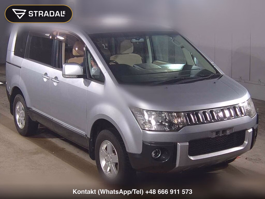 MITSUBISHI DELICA D:5 4WD G POWER PACKAGE 2011, aukcja z Japonii, zdjęcie 1