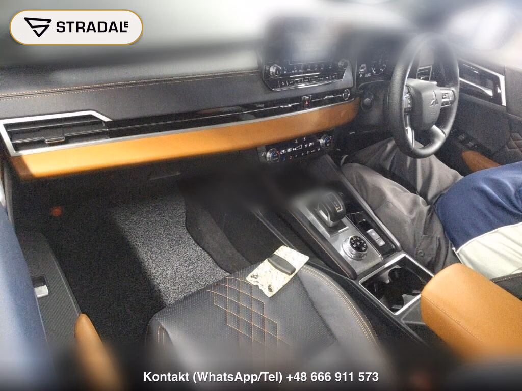MITSUBISHI OUTLANDER PHEV 4WD P, miniaturka 4