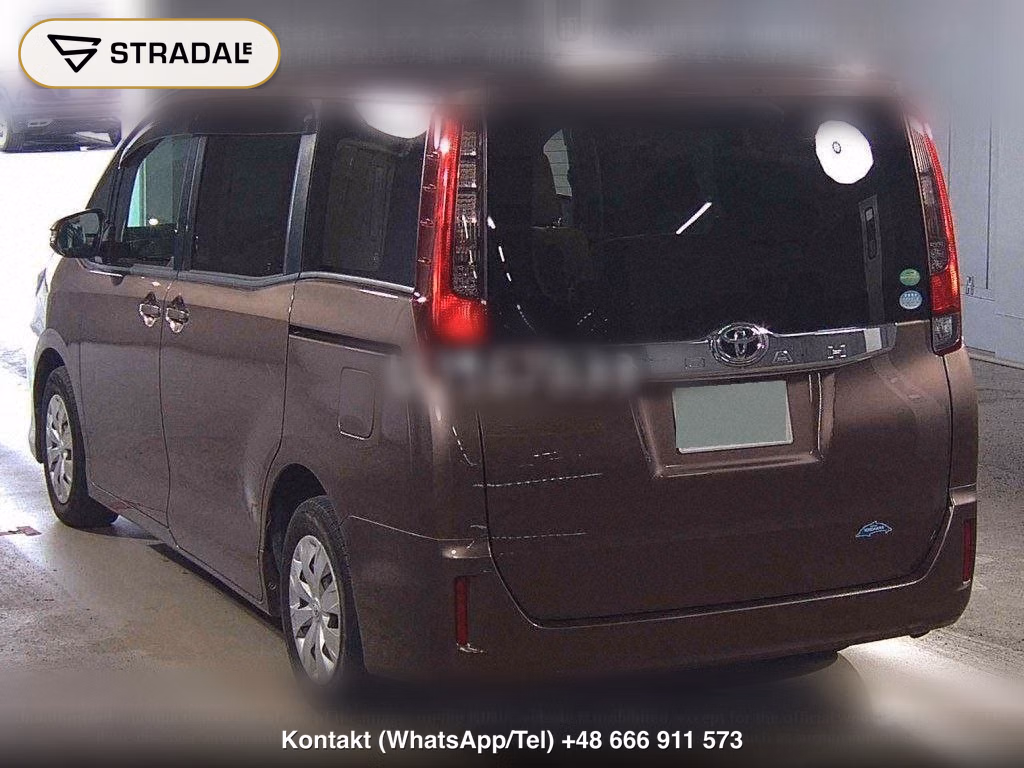 TOYOTA NOAH X, miniaturka 3
