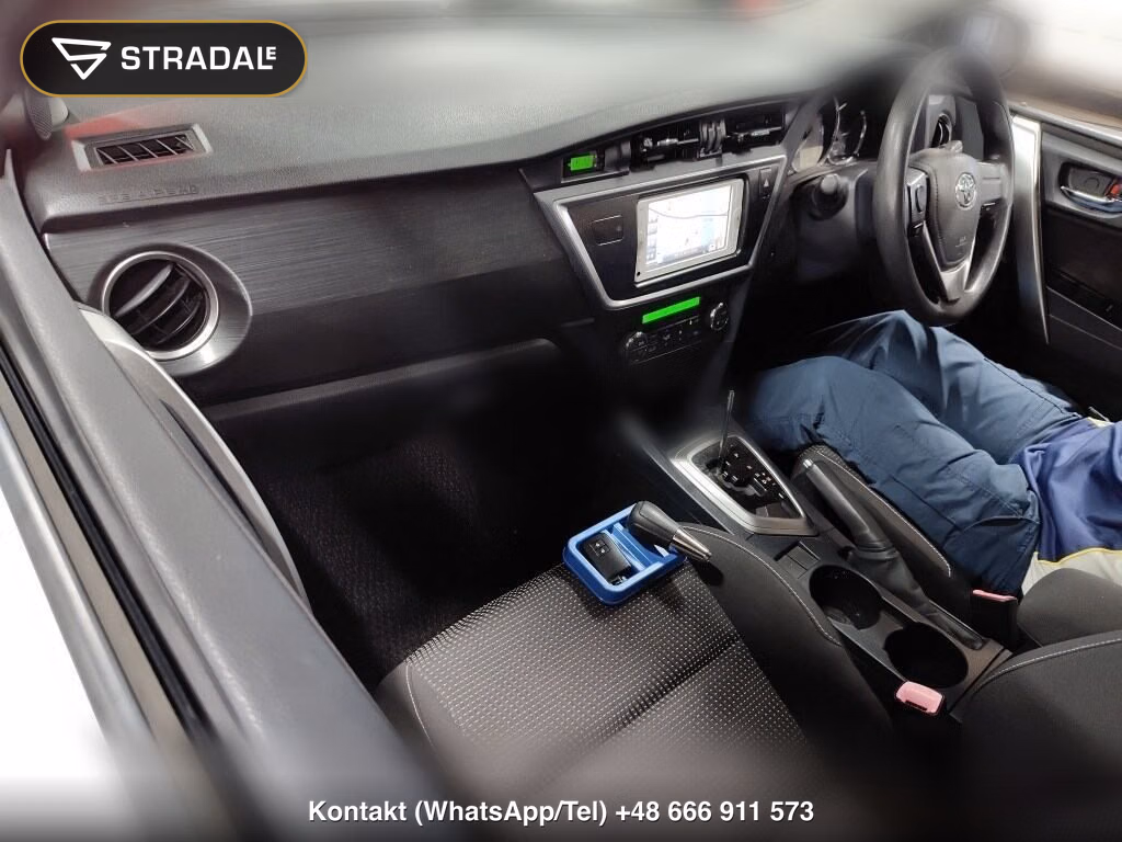 TOYOTA AURIS 150X, miniaturka 4