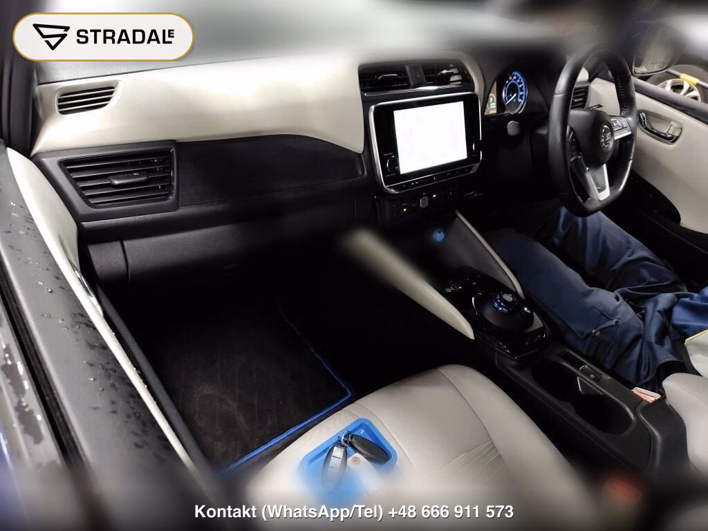 NISSAN LEAF X V SELECTION, miniaturka 4
