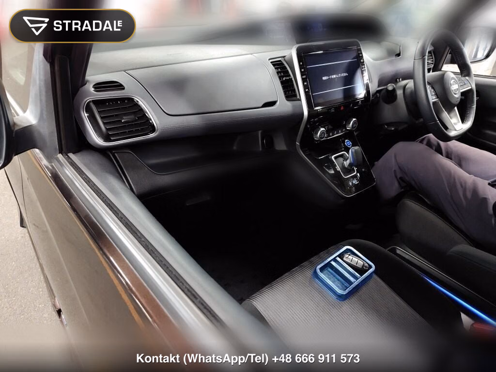 NISSAN SERENA 5D E-POWER HIGHWAY STAR V, miniaturka 4